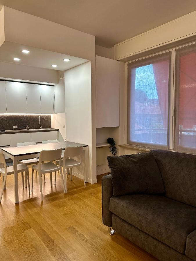 Modern Art Loft - Raffinato Loft In Zona Centrale Мілан Екстер'єр фото